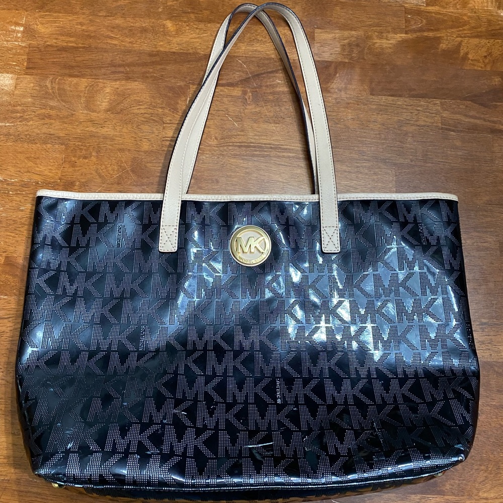 Michael Kors black purse